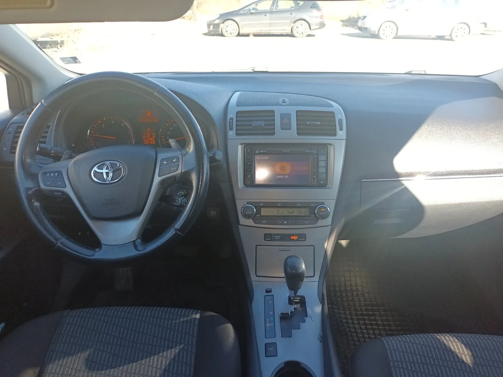 Toyota Avensis  - изображение 5