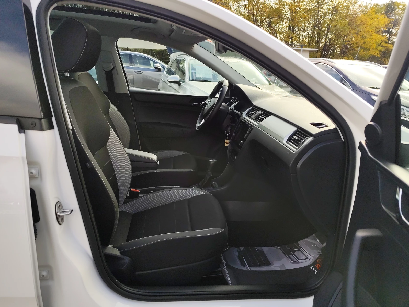 Skoda Rapid 1.4TDi* EURO6B* KLIMATRONIK*  | Mobile.bg   12