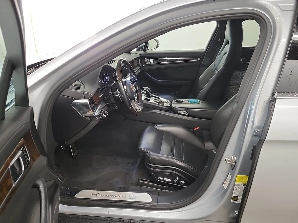 Porsche Panamera * 4S * CARFAX * ЦЕНА ДО БГ - изображение 9