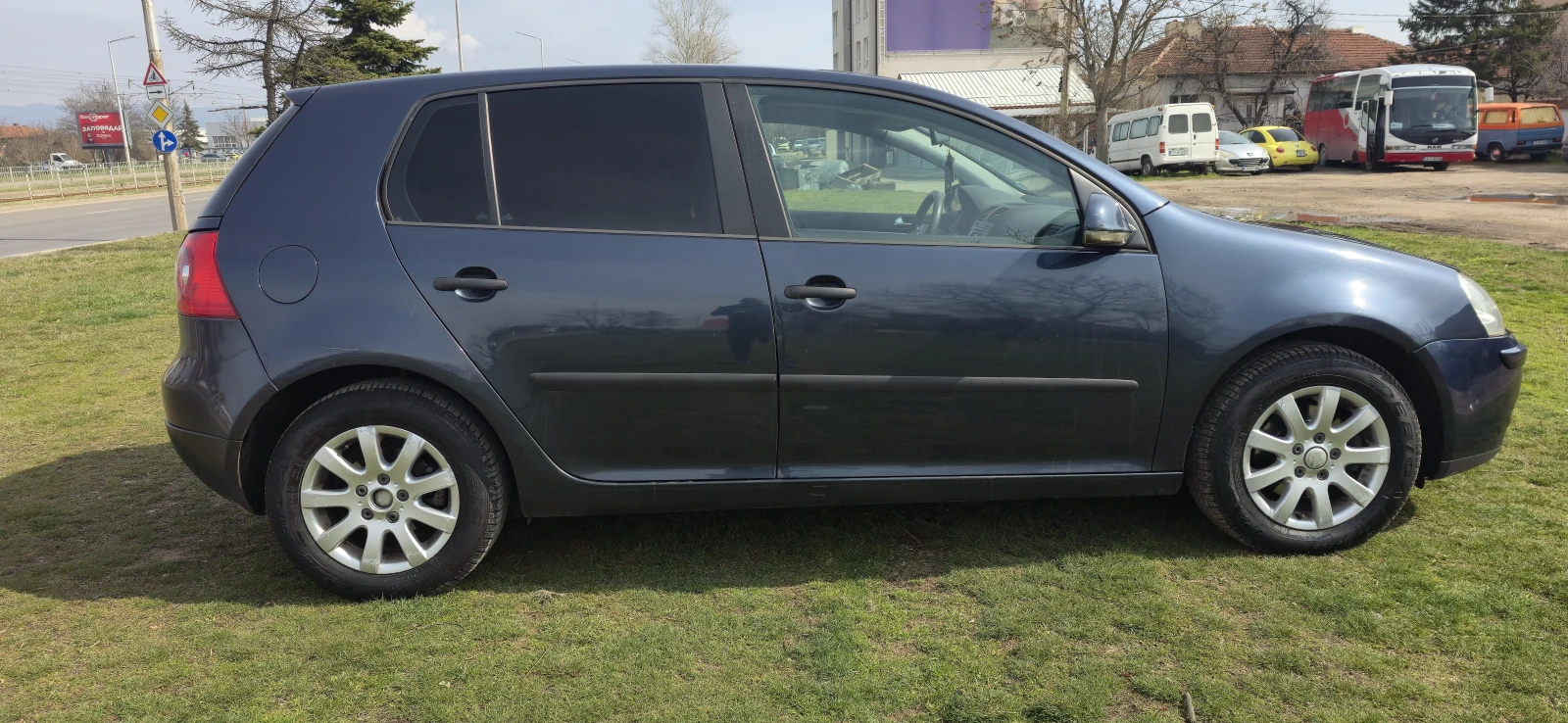 VW Golf 1.9 ТОП СЪСТОЯНИЕ , снимка 8 - Автомобили и джипове - 53757232