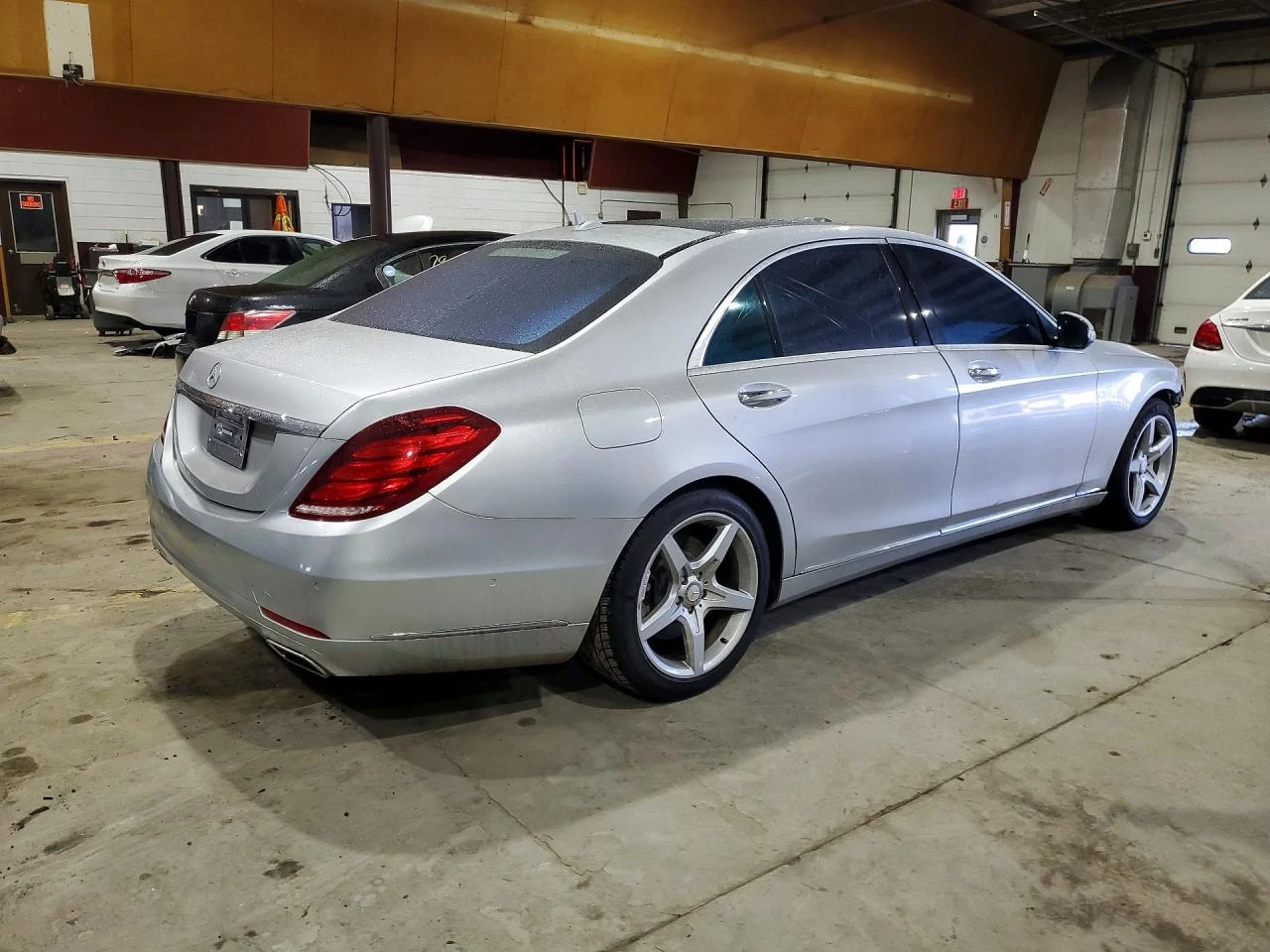 Mercedes-Benz S 550 4.6l 4Matic, снимка 3 - Автомобили и джипове - 53915881