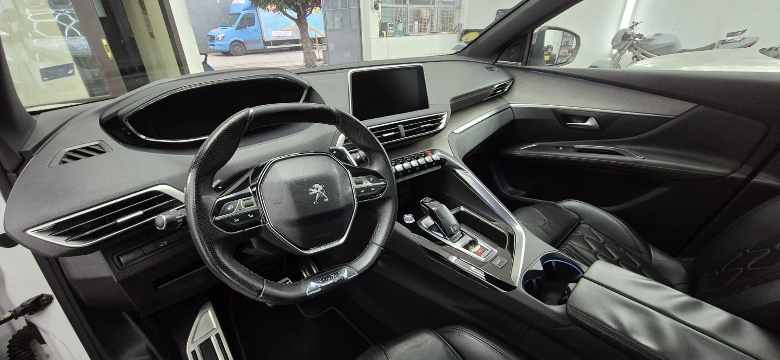 Peugeot 3008 2.0 Blue-HDi GT пълна сервизна история , снимка 5 - Автомобили и джипове - 53953719