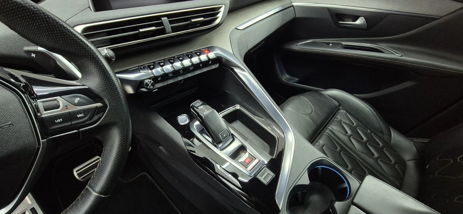 Peugeot 3008 2.0 Blue-HDi GT пълна сервизна история , снимка 7 - Автомобили и джипове - 53953719