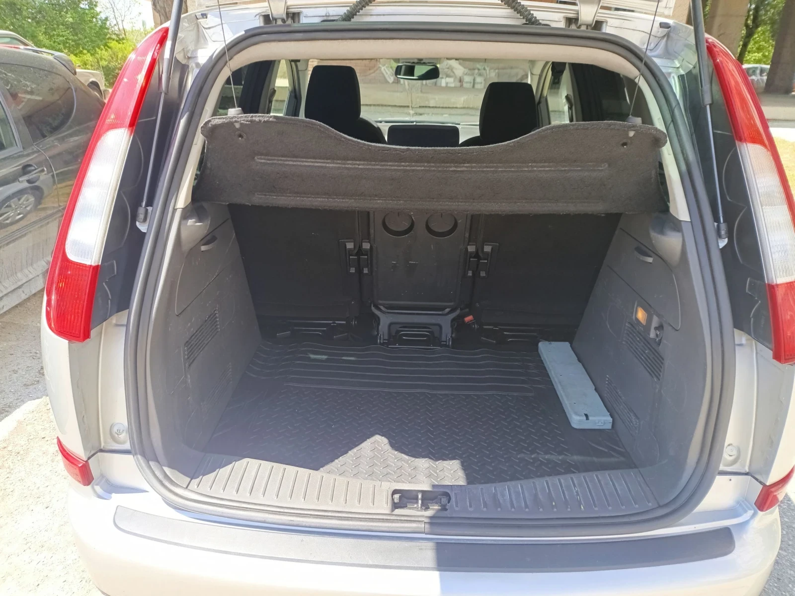 Ford C-max 1.6 90 k.c. | Mobile.bg � ����������� 9