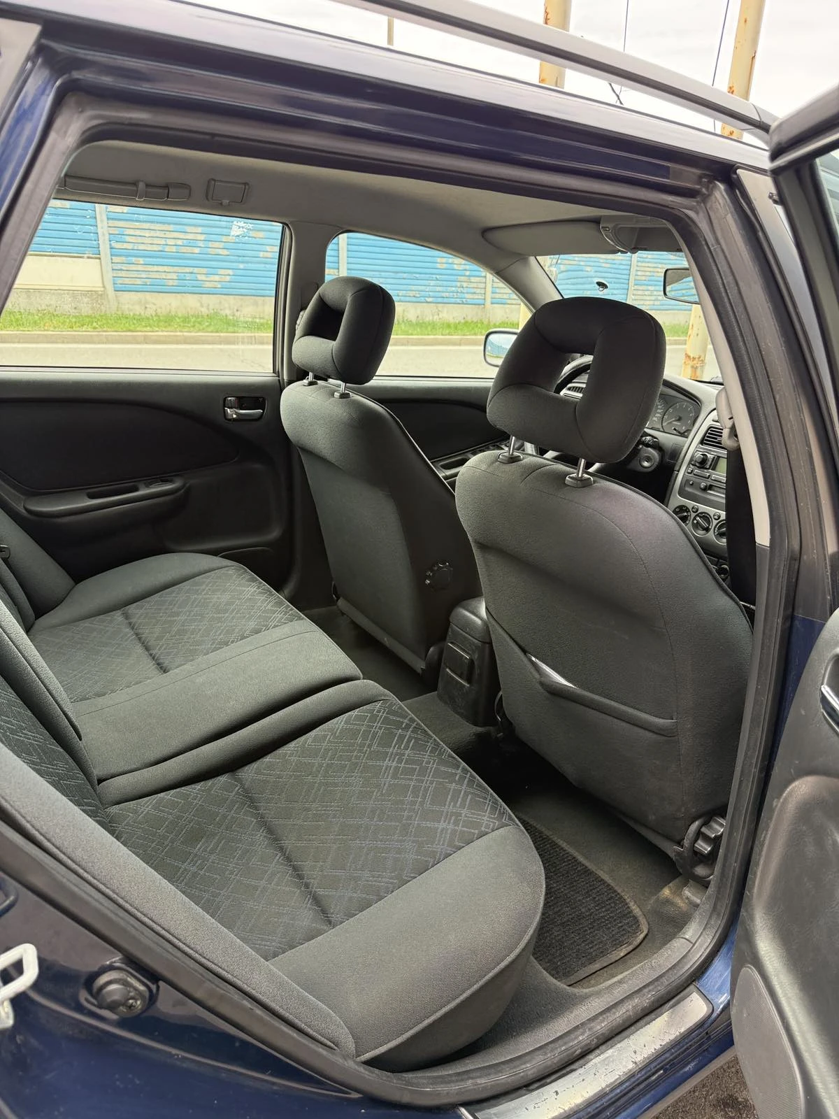 Toyota Avensis 1.8VVT-i, снимка 8 - Автомобили и джипове - 54659825