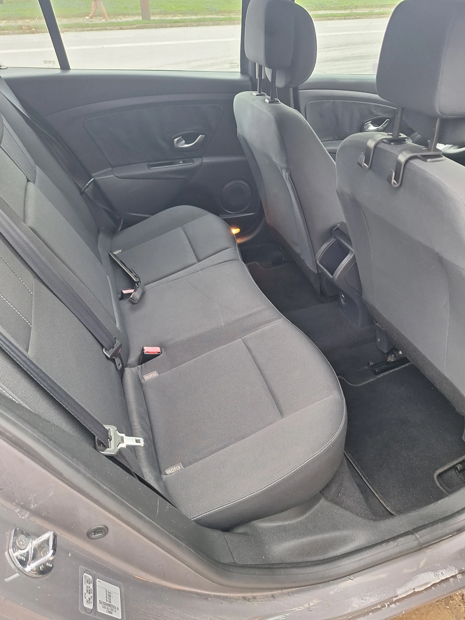 Renault Megane 1.5, снимка 9 - Автомобили и джипове - 54933995