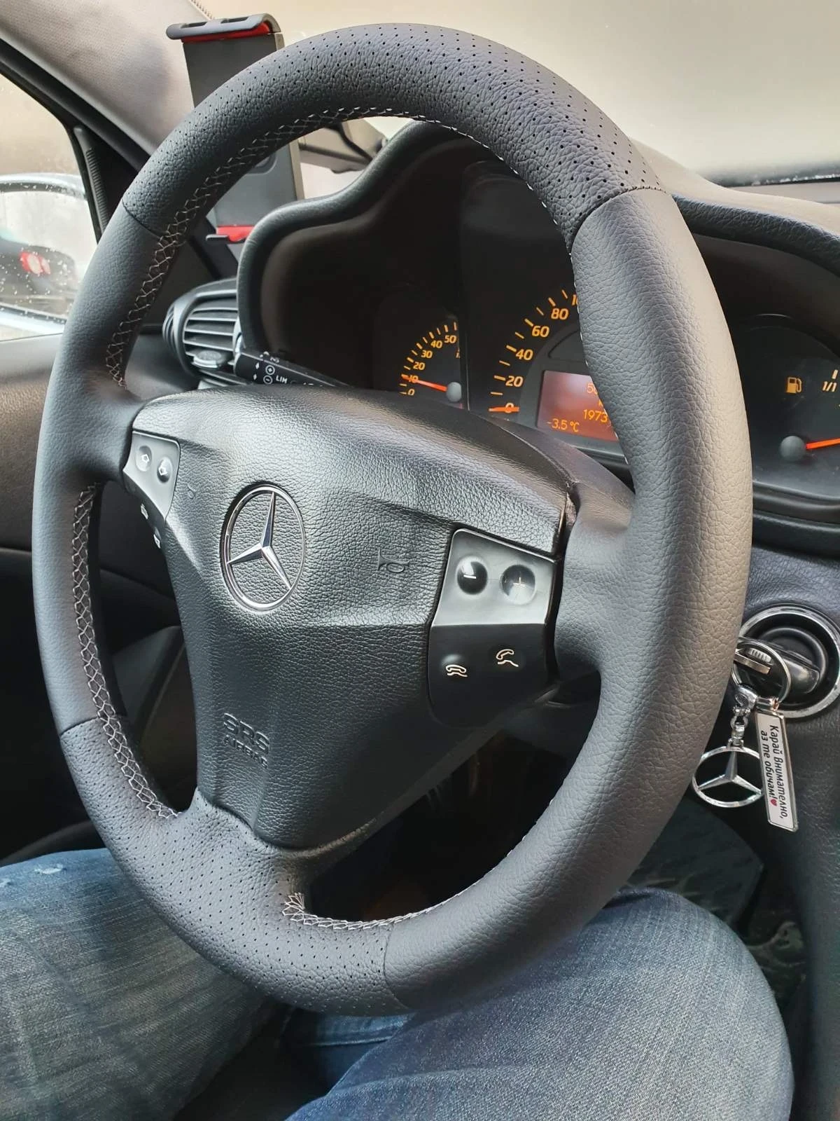 Mercedes-Benz C 180, снимка 12 - Автомобили и джипове - 55193925