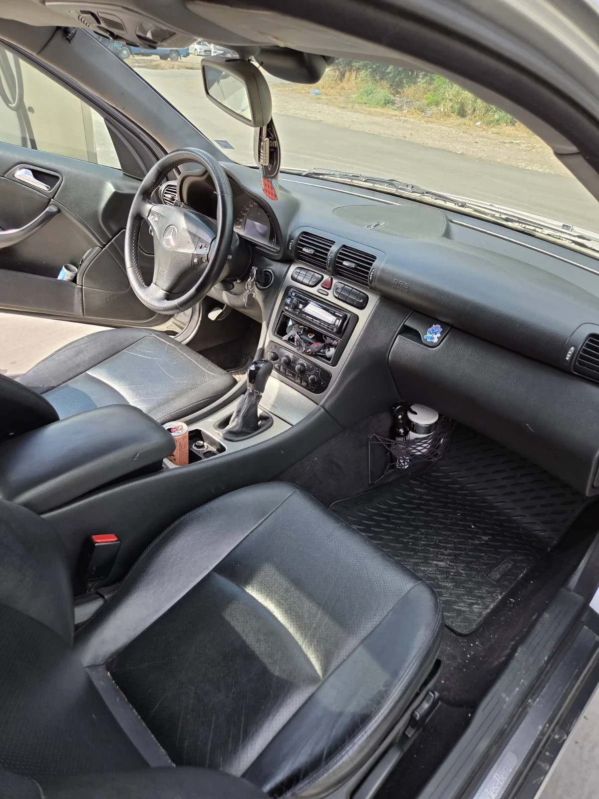 Mercedes-Benz C 180, снимка 14 - Автомобили и джипове - 55193925