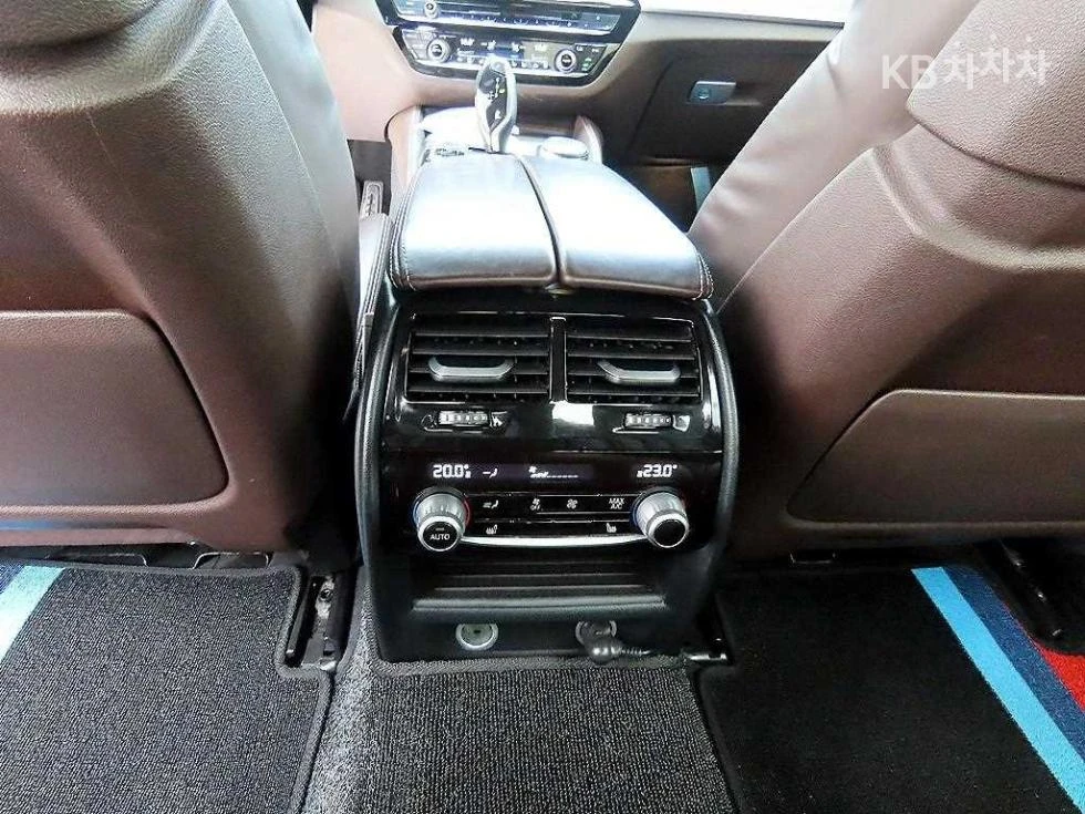 BMW 530 XDRIVE M SPORT + HEAD UP/360/PANO/FULL | Mobile.bg � ����������� 14