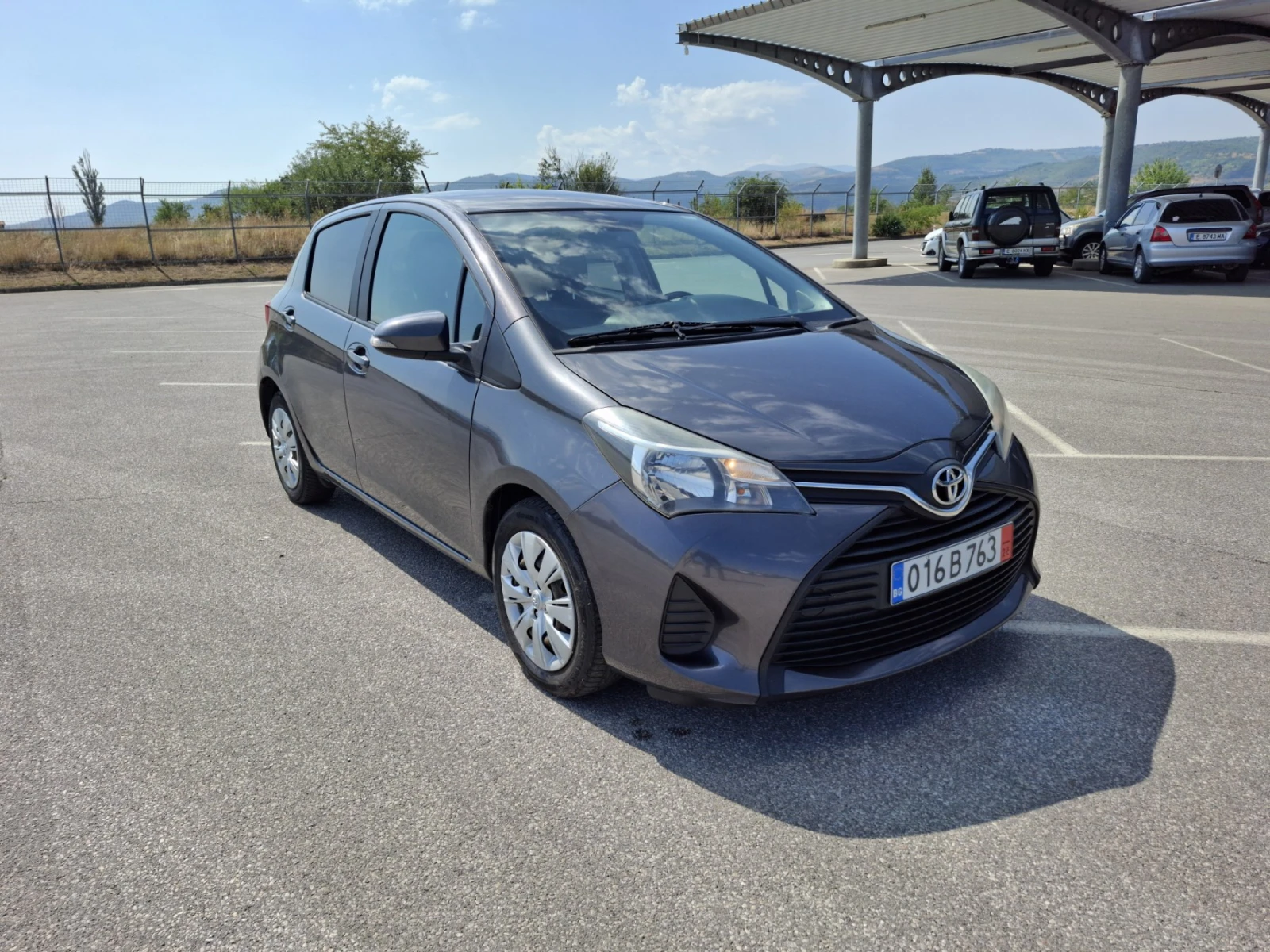 Toyota Yaris 1.4 D-4D * EURO6 * NAVI* FACELIFT, снимка 5 - Автомобили и джипове - 55829650
