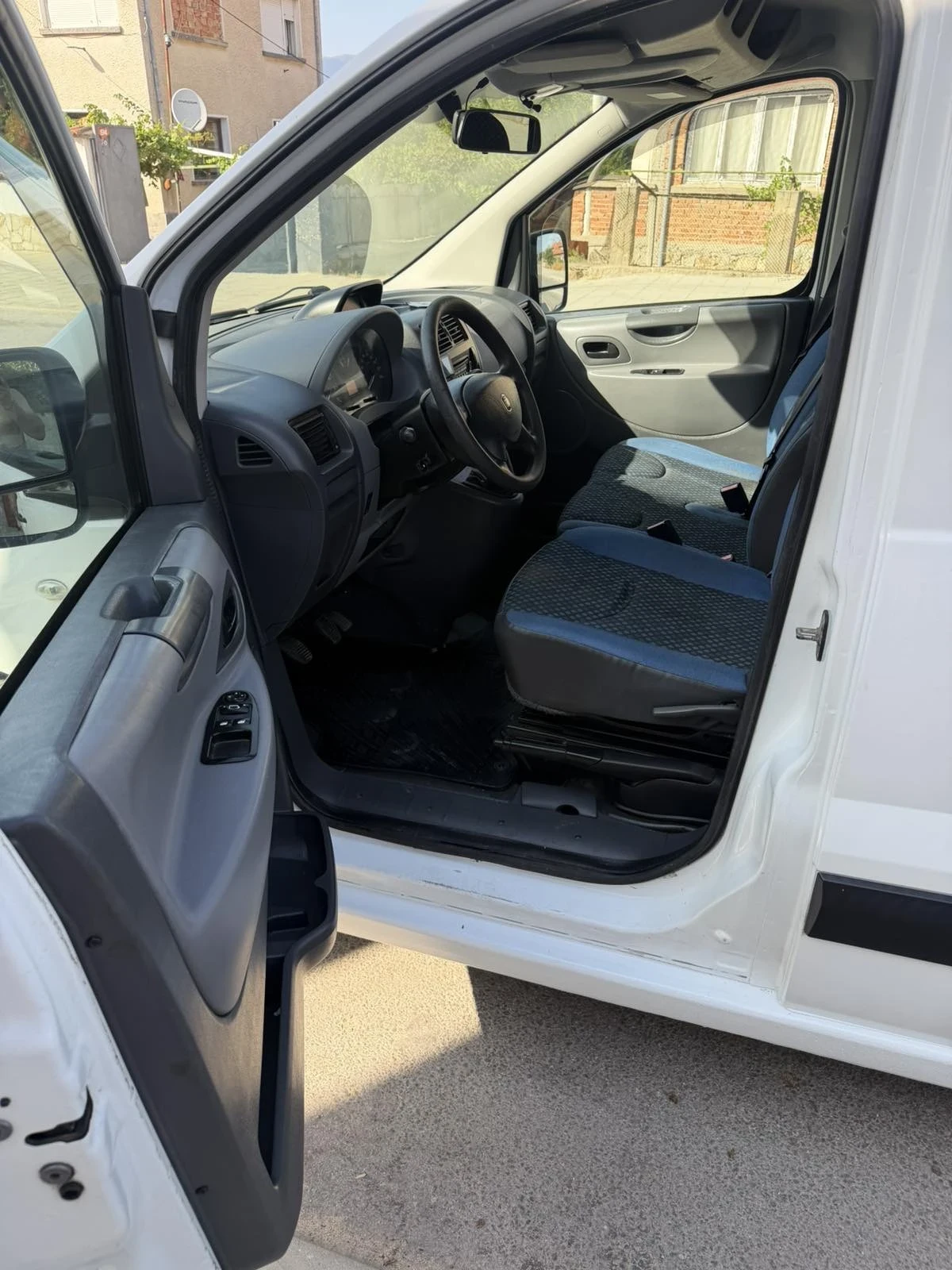 Fiat Scudo 2.0 5+ 1, снимка 11 - Автомобили и джипове - 55879657