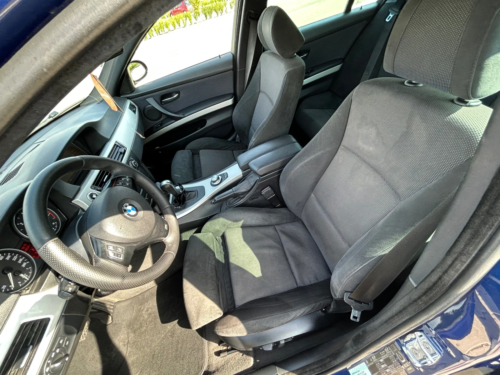 BMW 330 330Д автомат, снимка 4 - Автомобили и джипове - 55893914