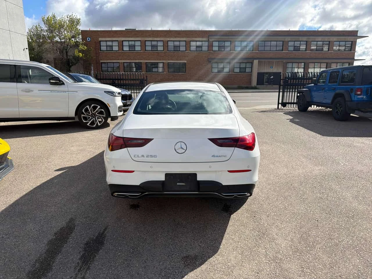 Mercedes-Benz CLA * 250 * CARFAX * , снимка 4 - Автомобили и джипове - 56280401