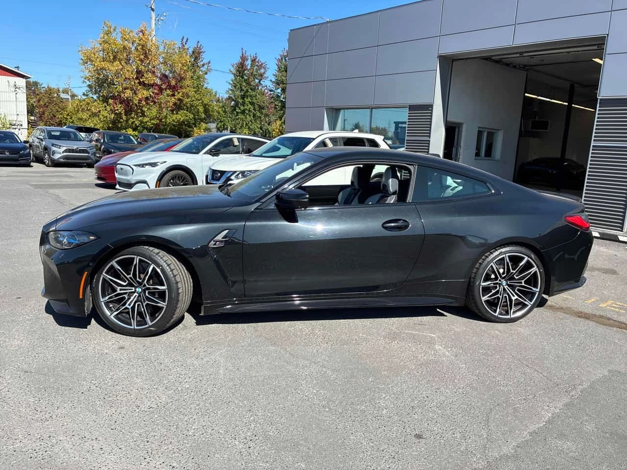 BMW M4 Competition M xDrive * CARFAX * , снимка 3 - Автомобили и джипове - 56266087