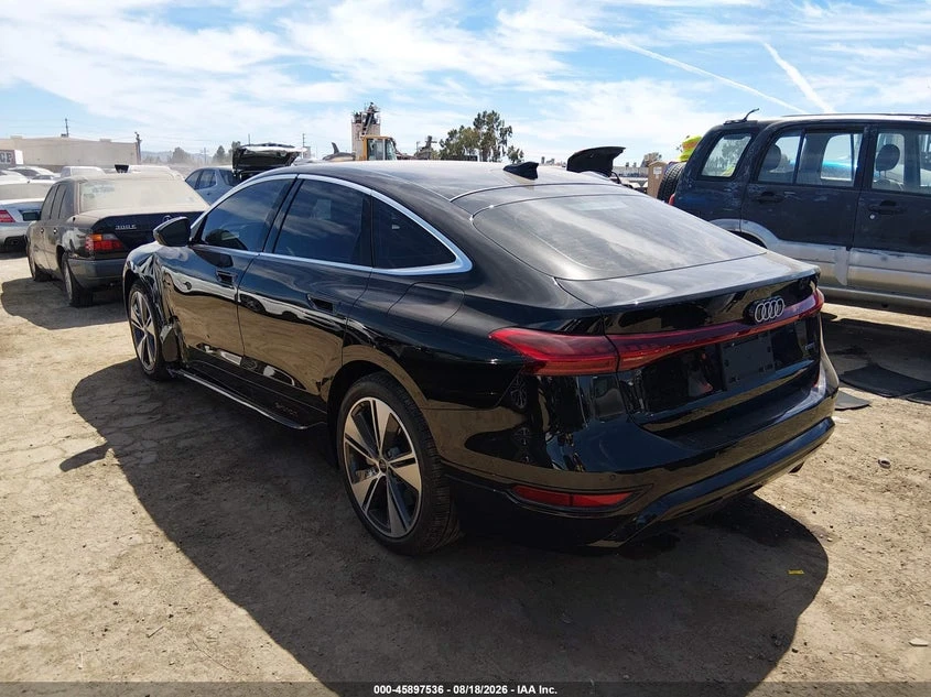 Audi A6 E-Tron Premium Plus, снимка 3 - Автомобили и джипове - 56319342