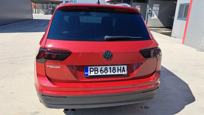 VW Tiguan, снимка 6 - Автомобили и джипове - 49266972