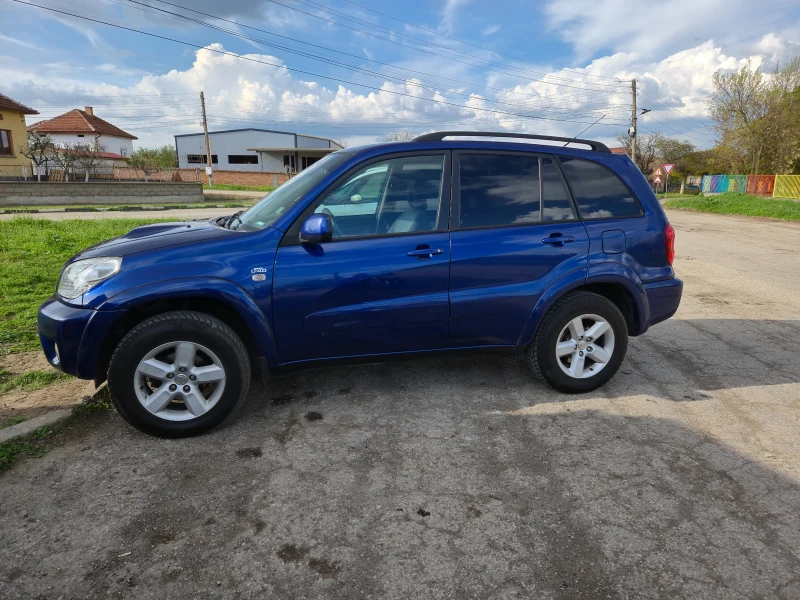 Toyota Rav4, снимка 3 - Автомобили и джипове - 52568996