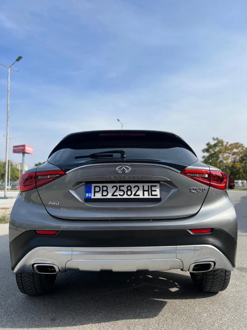 Infiniti QX30 QX30 2.2CDI, снимка 11 - Автомобили и джипове - 52656137