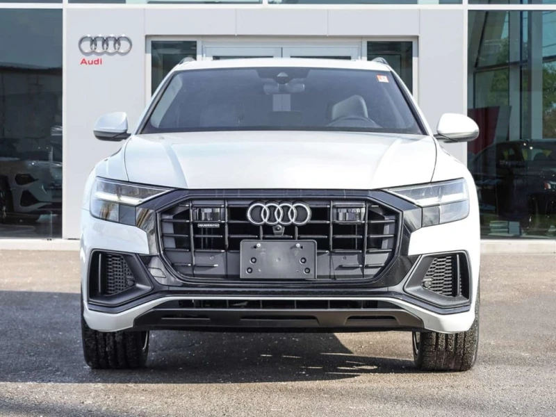 Audi Q8 * quattro Progressiv * CARFAX * ЦЕНА ДО БГ, снимка 4 - Автомобили и джипове - 53223039
