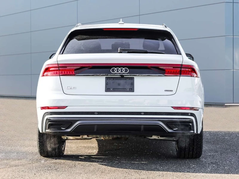 Audi Q8 * quattro Progressiv * CARFAX * ЦЕНА ДО БГ, снимка 6 - Автомобили и джипове - 53223039