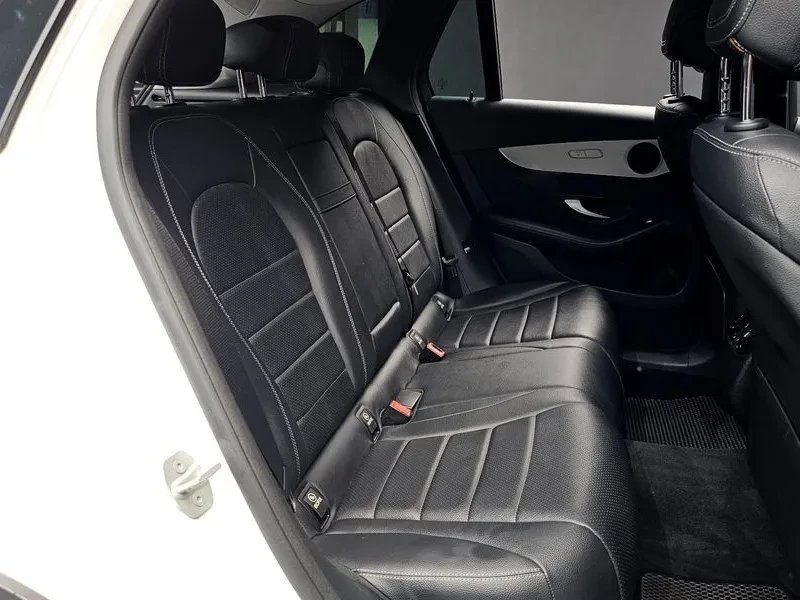 Mercedes-Benz GLC 220 4MATIC - САМО 30% АВАНС, снимка 12 - Автомобили и джипове - 56005621