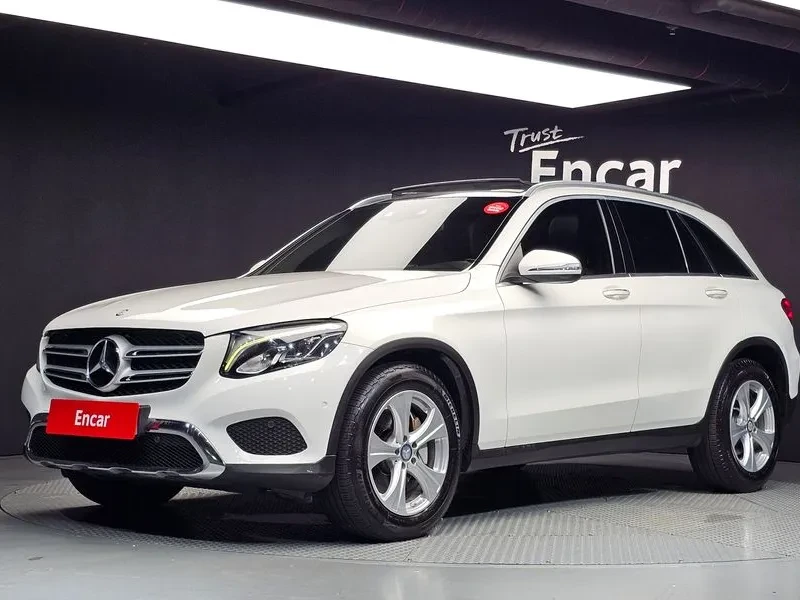 Mercedes-Benz GLC 220 4MATIC - САМО 30% АВАНС