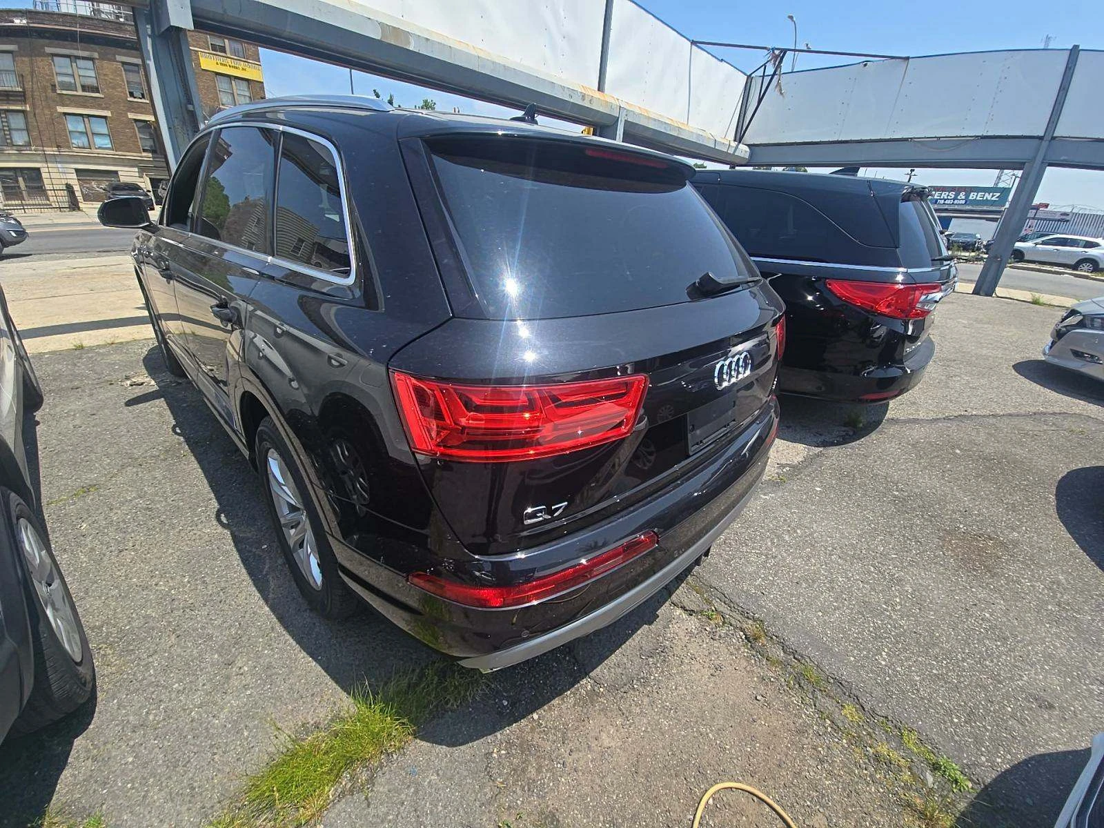 Audi Q7 MATRIX* 7МЕСТА* ПАНО* DIGITAL* BOSE* М.ТОЧКА* KEYL - изображение 3