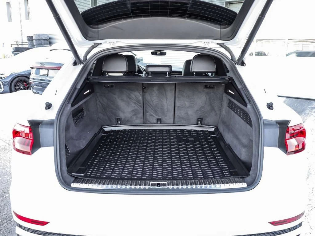 Audi Q8 * quattro Progressiv * CARFAX * ЦЕНА ДО БГ - изображение 7