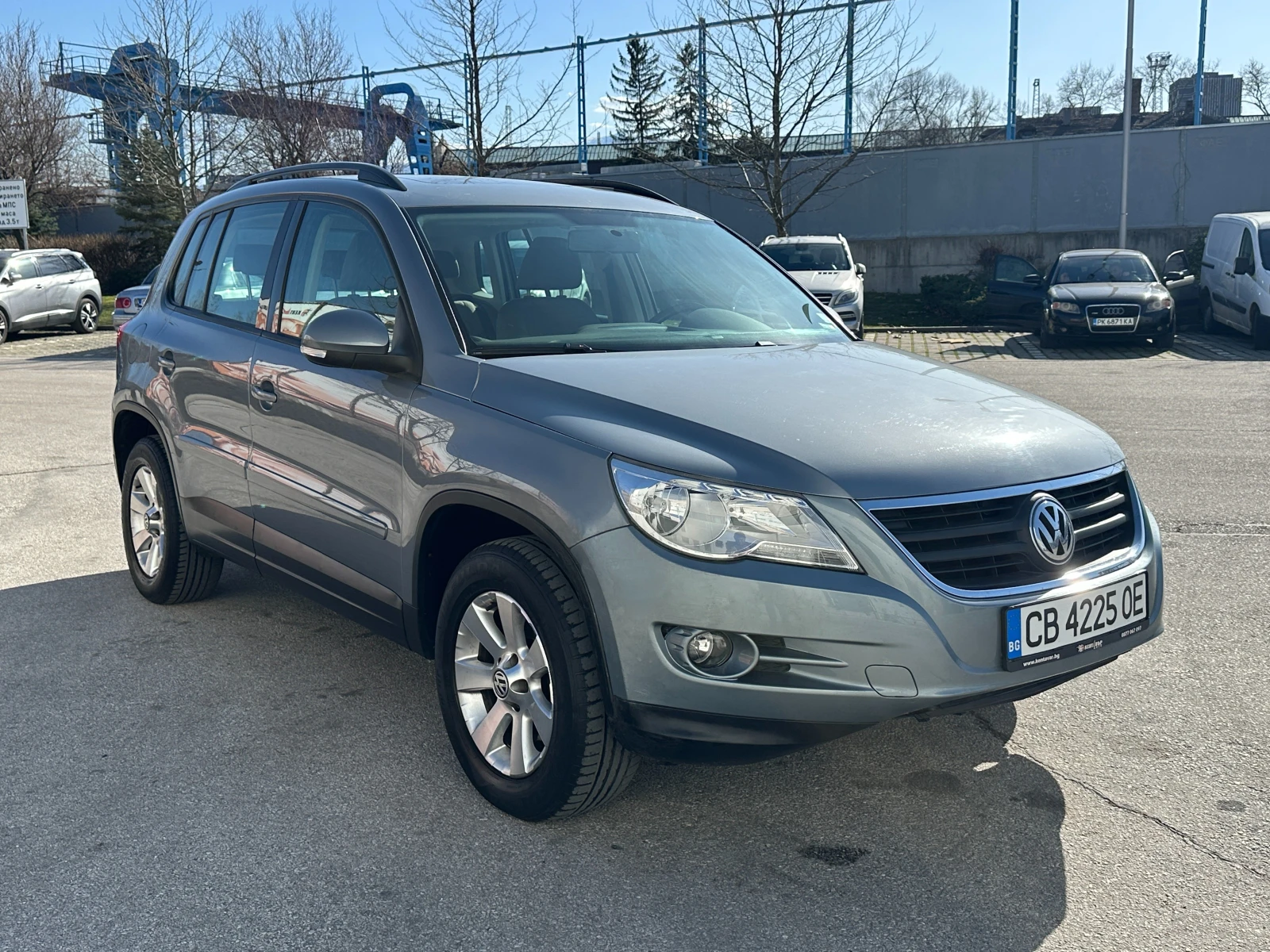 VW Tiguan, снимка 6 - Автомобили и джипове - 53861706