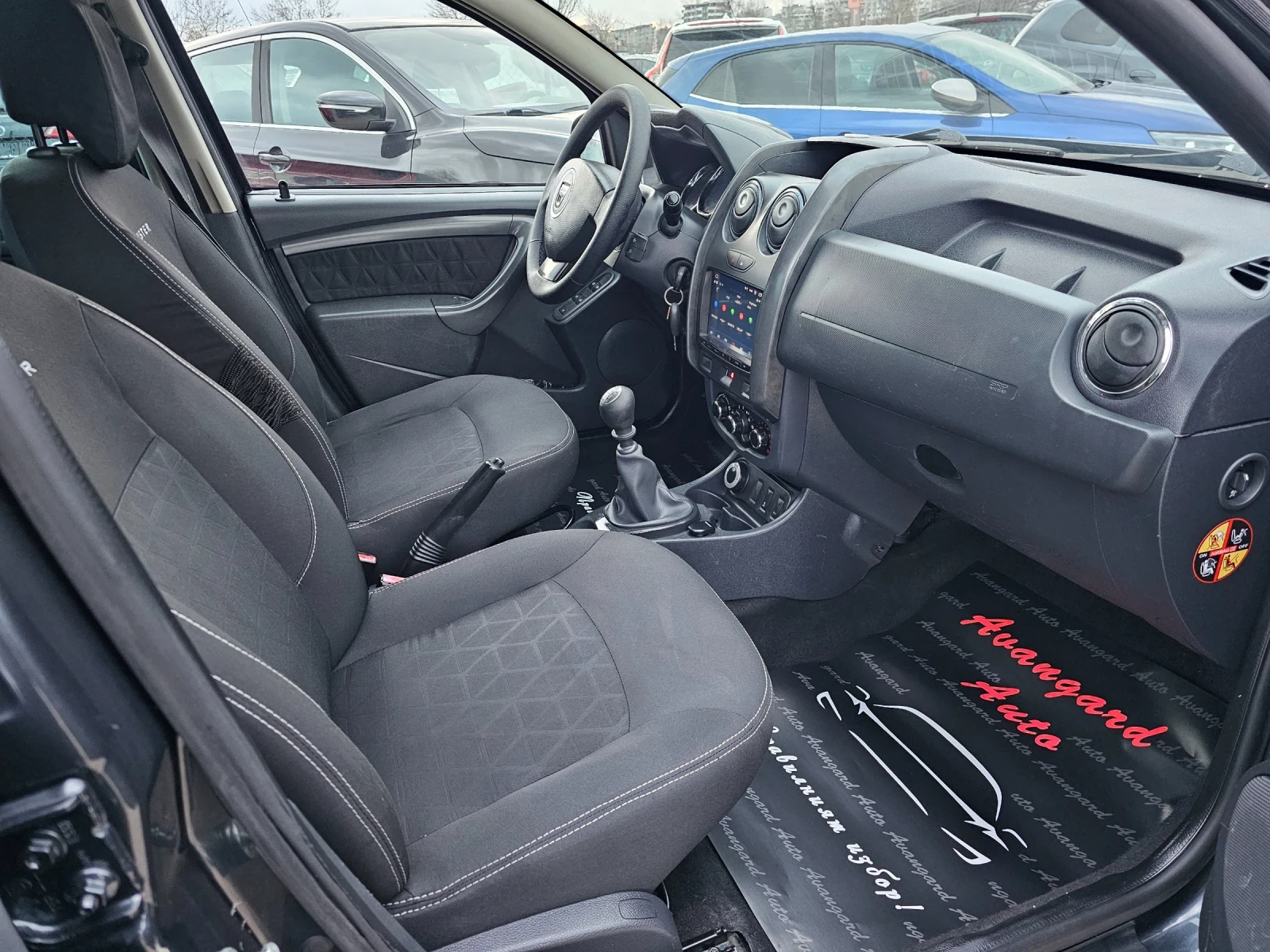 Dacia Duster 1.5dCi, 110к.с., 4х4 , снимка 9 - Автомобили и джипове - 53892762