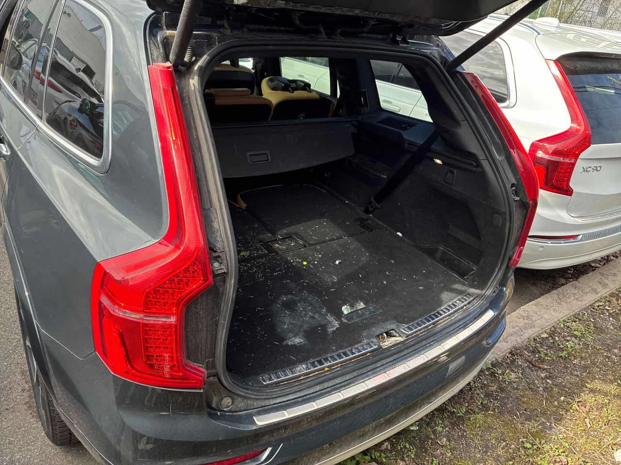 Volvo Xc90 | Momentum | ПОДГРЕВ | ПАНОРАМА | CARFAX | , снимка 16 - Автомобили и джипове - 54460301