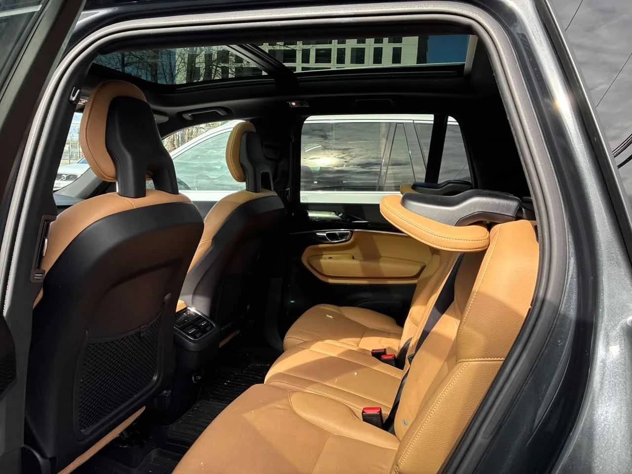 Volvo Xc90 | Momentum | ПОДГРЕВ | ПАНОРАМА | CARFAX | , снимка 14 - Автомобили и джипове - 54460301
