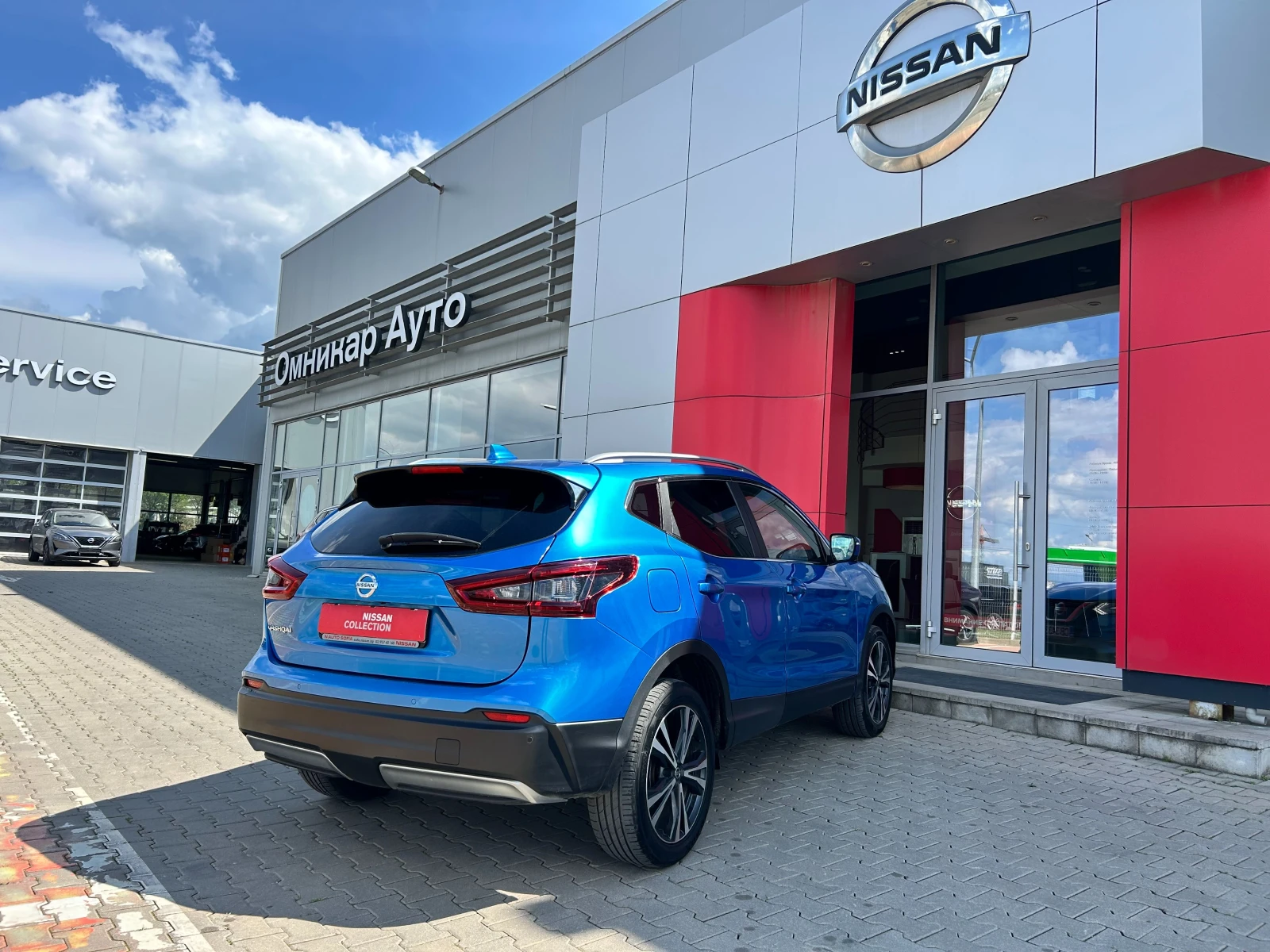 Nissan Qashqai 1.3 DIG-T N-Connecta A/T, снимка 3 - Автомобили и джипове - 54626743