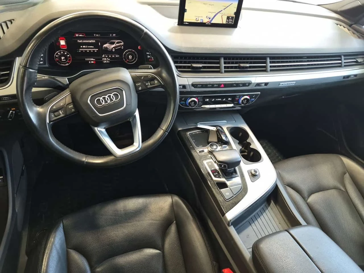 Audi Q7 Technik/ОБДУХВАНЕ/ПАНОРАМА/360, снимка 9 - Автомобили и джипове - 55651453