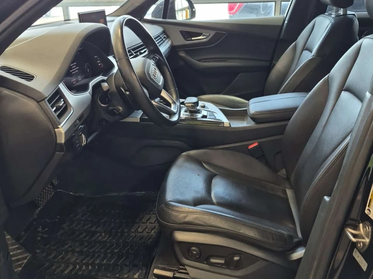 Audi Q7 Technik/ОБДУХВАНЕ/ПАНОРАМА/360, снимка 8 - Автомобили и джипове - 55651453