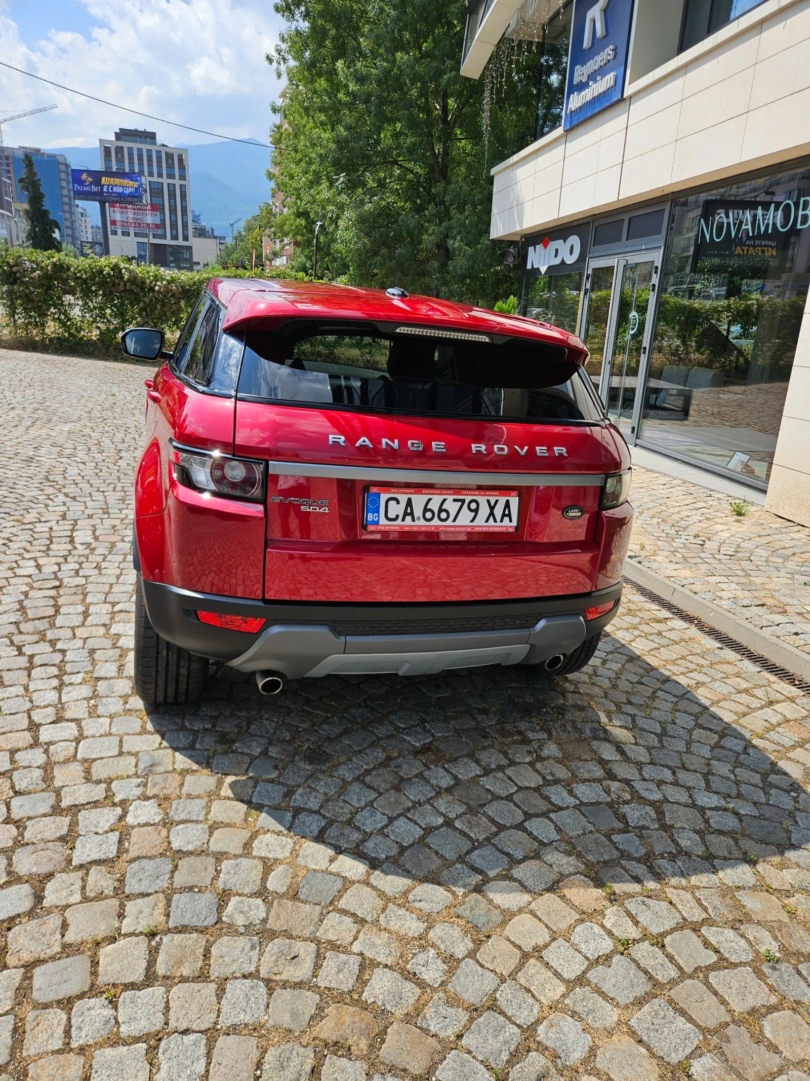 Land Rover Evoque 2.2D, снимка 3 - Автомобили и джипове - 55800031