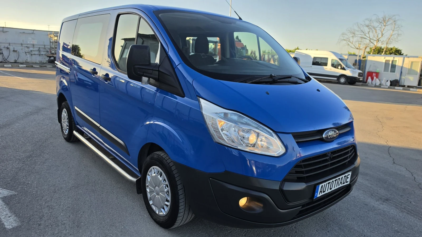 Ford Transit Custom, снимка 3 - Бусове и автобуси - 54692160