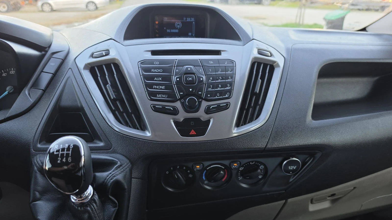 Ford Transit Custom, снимка 15 - Бусове и автобуси - 54692160