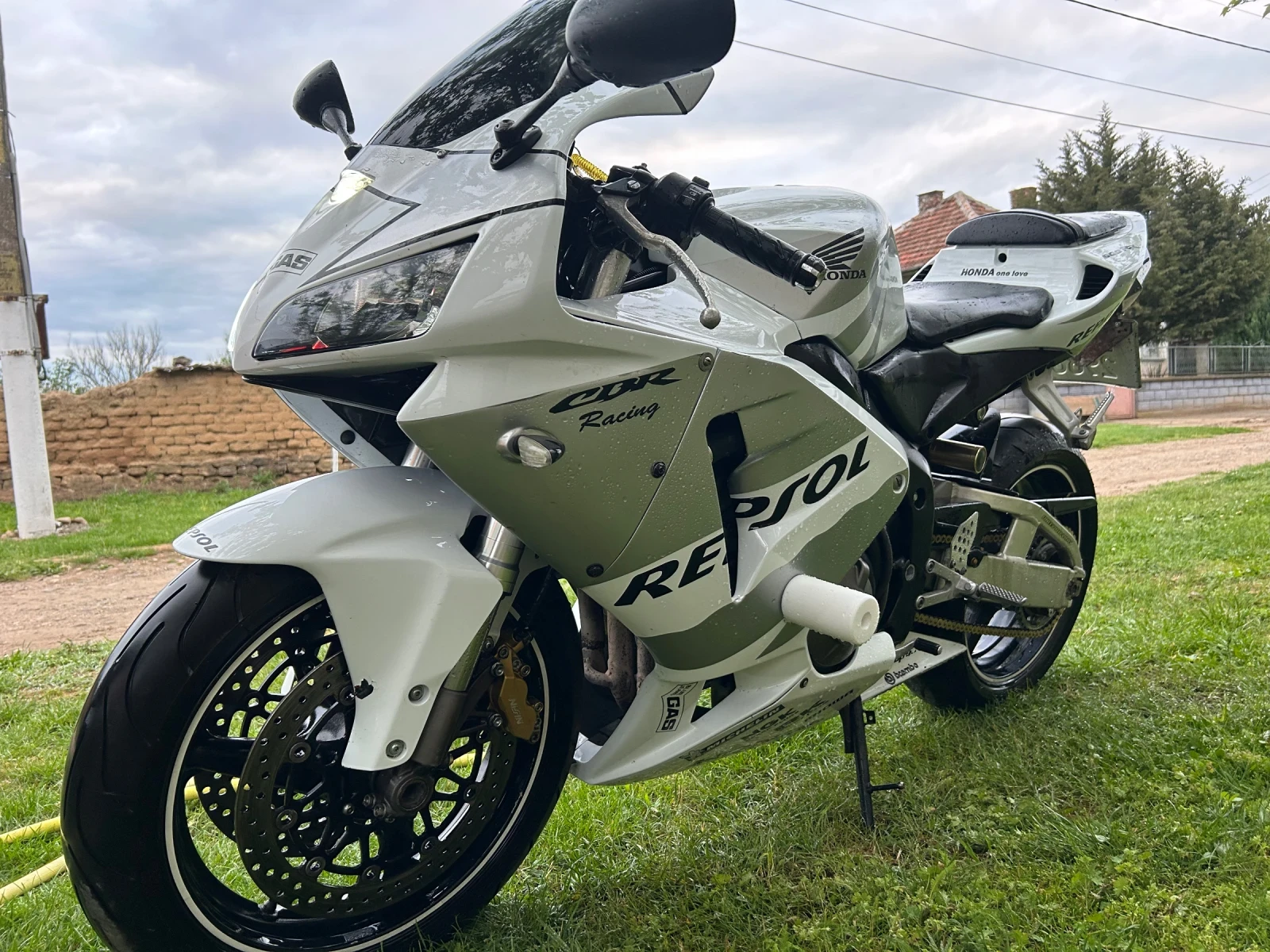 Honda Cbr 600RR - изображение 2