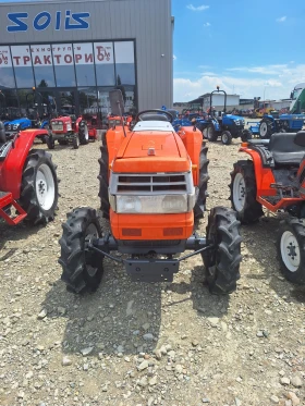 Трактор Kubota, снимка 2
