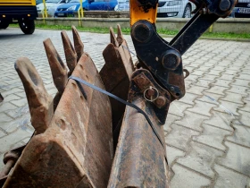 Багер JCB 16C-1, снимка 12