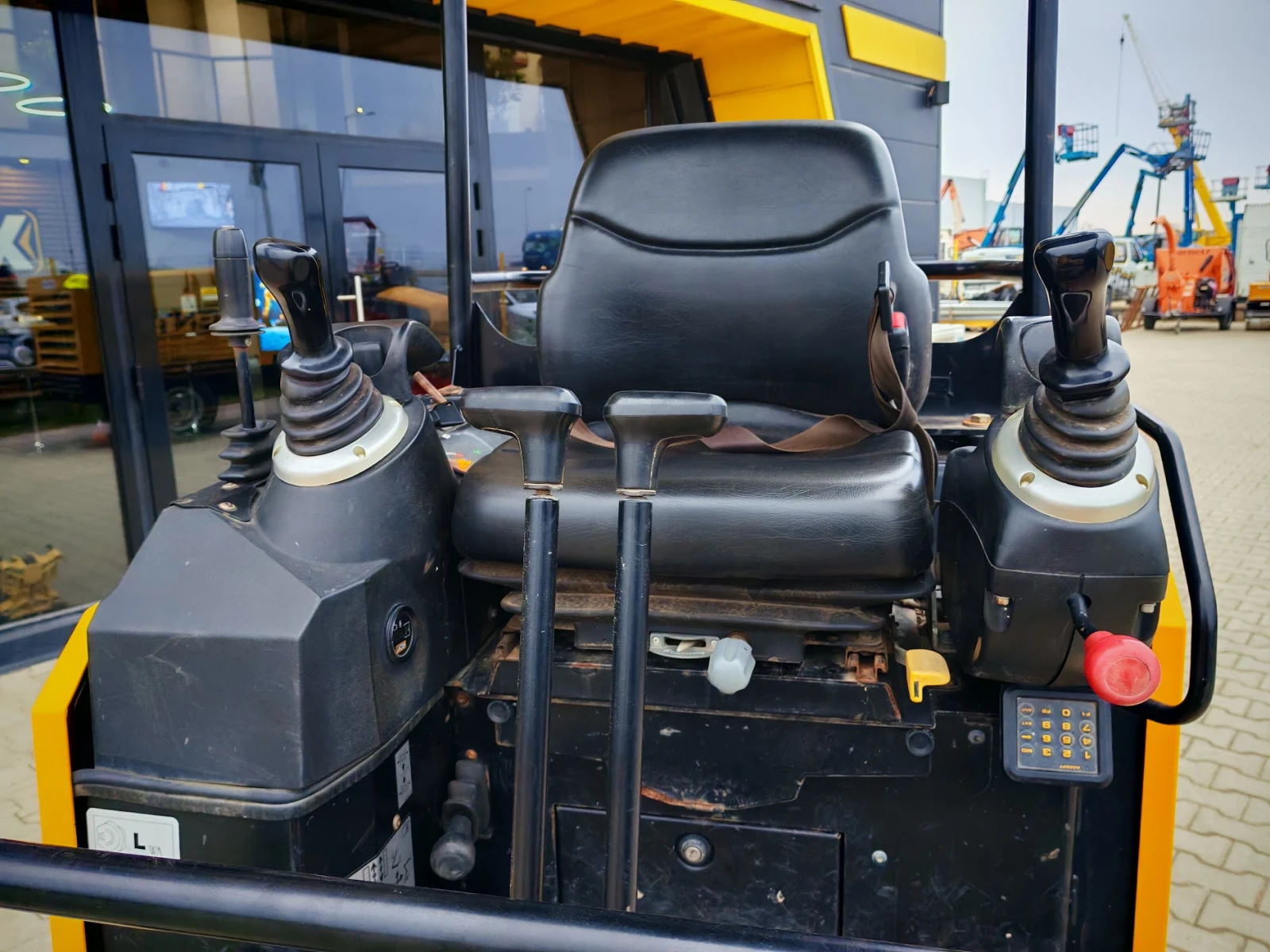  JCB 16C-1 | Mobile.bg   14