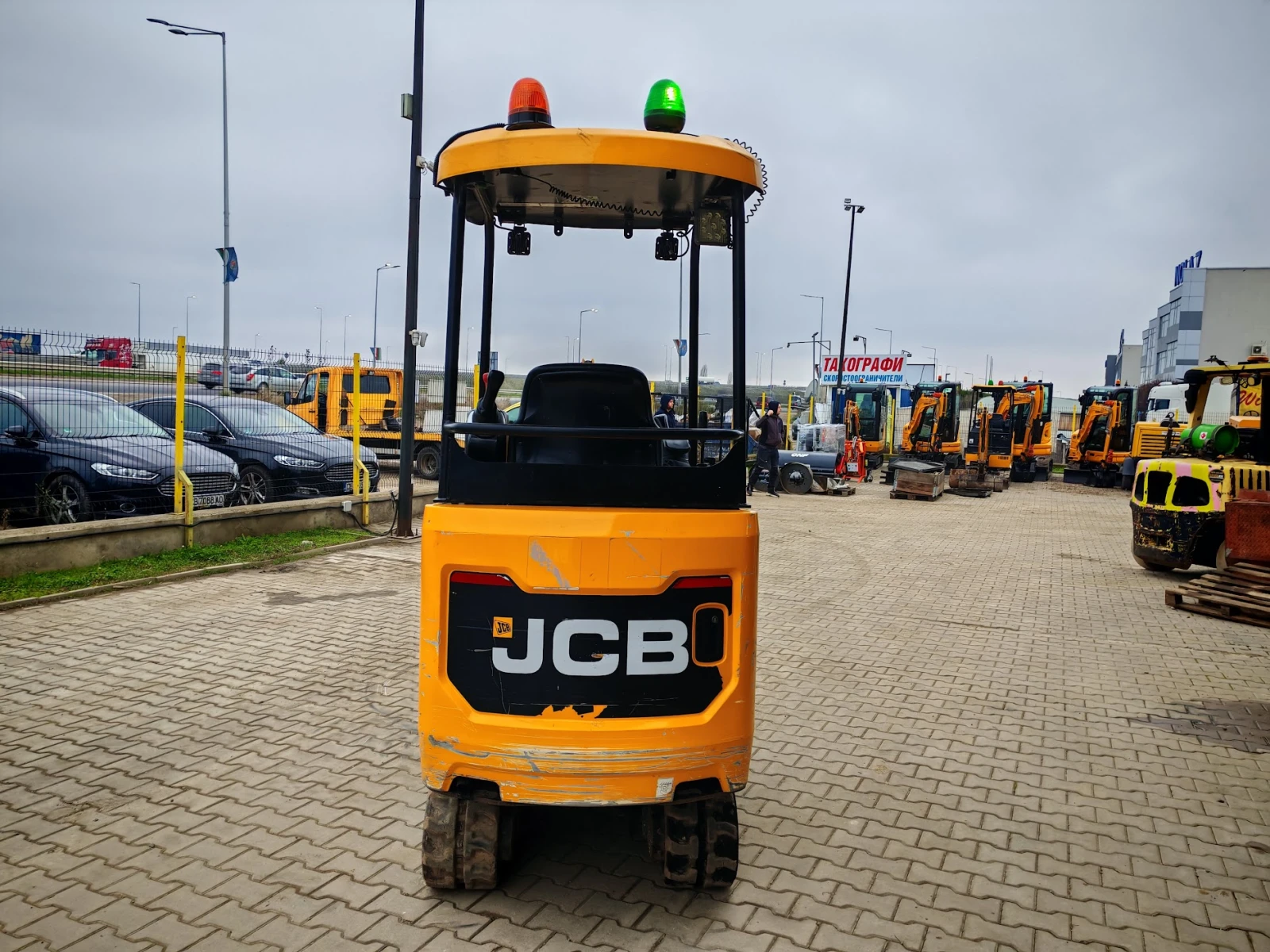 Багер JCB 16C-1 - изображение 7