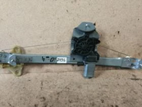 Стъклоповдигач преден десен Dacia Logan Duster Renault Captur Clio 4 , снимка 1