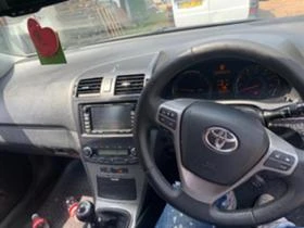 Toyota Avensis 2.0 D-4D 126к.с НА ЧАСТИ, снимка 13