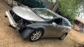Toyota Avensis 2.0 D-4D 126к.с НА ЧАСТИ, снимка 7