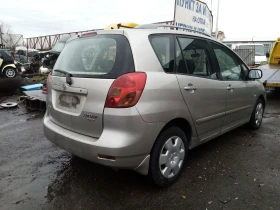Toyota Corolla verso 2.0 ДИЗЕЛ , снимка 3