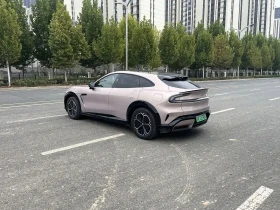 Xiaomi YU7, снимка 6