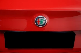 Alfa Romeo Giulia 2.0-TURBO/MEMORY/CARPLAY/ACC/105f - 68499 лв. - 37557198 7