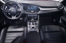 Alfa Romeo Giulia 2.0-TURBO/MEMORY/CARPLAY/ACC/105f - 68499 лв. - 37557198 9